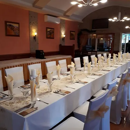 Fontana Penzión pre hostí